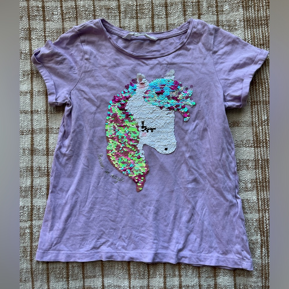 SOLD//Girl’s H&M Sequined Unicorn Shirt